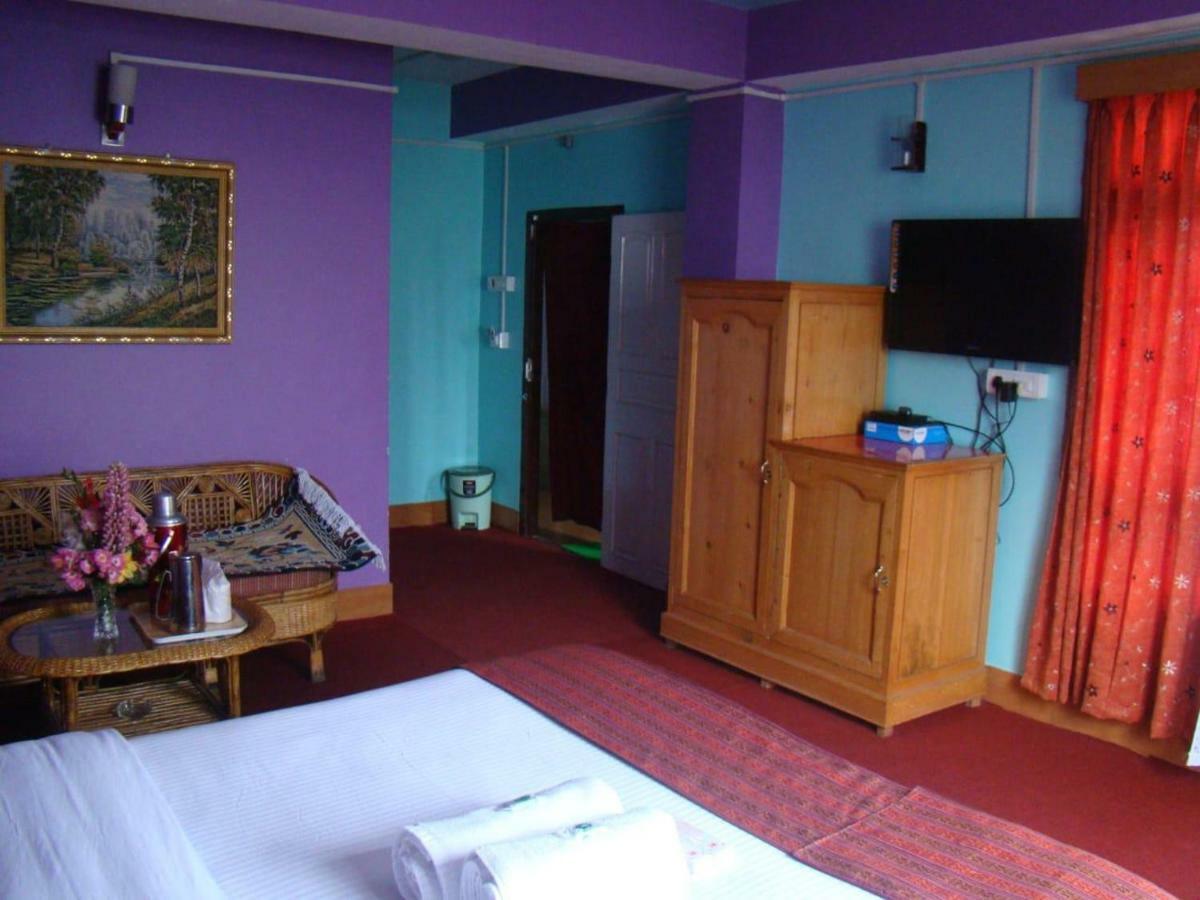 Golden Fish Hotel, ลาชุง ภายนอก รูปภาพ