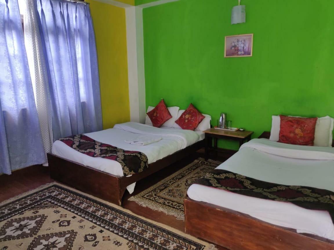 Golden Fish Hotel, ลาชุง ภายนอก รูปภาพ